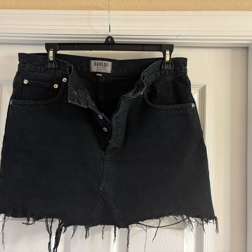 Agolde Black Distressed Raw-Hem Denim Mini Skirt